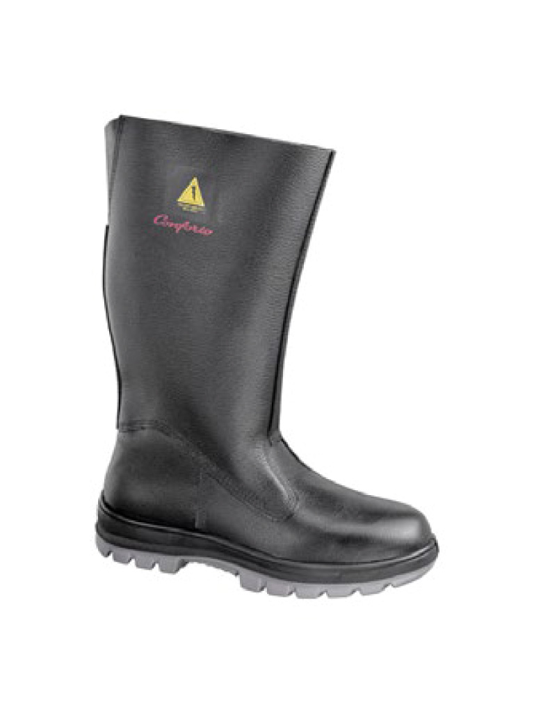 BOOTS FOR ELECTRICIANS USE