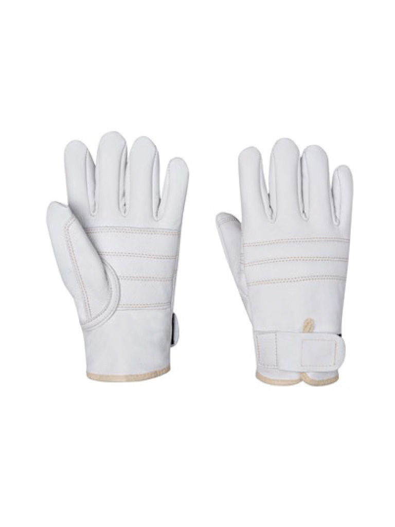 FIREMAN GLOVES REMOVAL